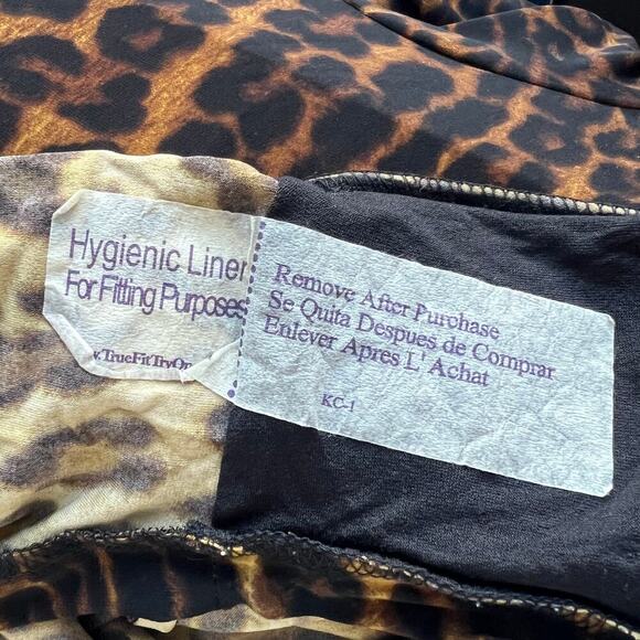 Norma Kamali Turtle Bodysuit in Pantera Leopard Size XS - Picture 6 of 8